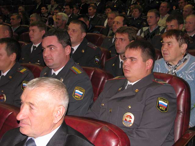 Сотрудники правоохранительных  органов